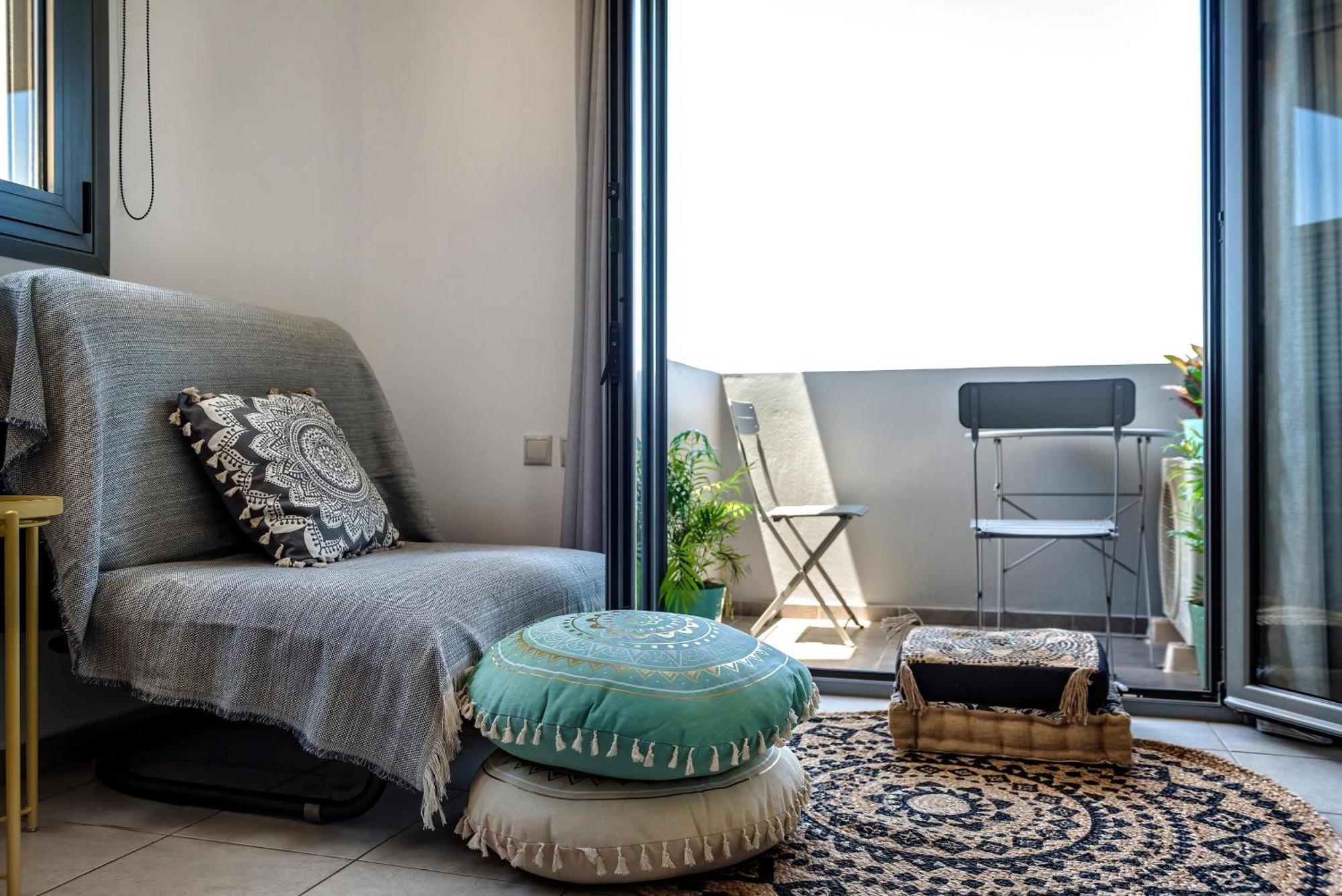 Euphoria Apartment