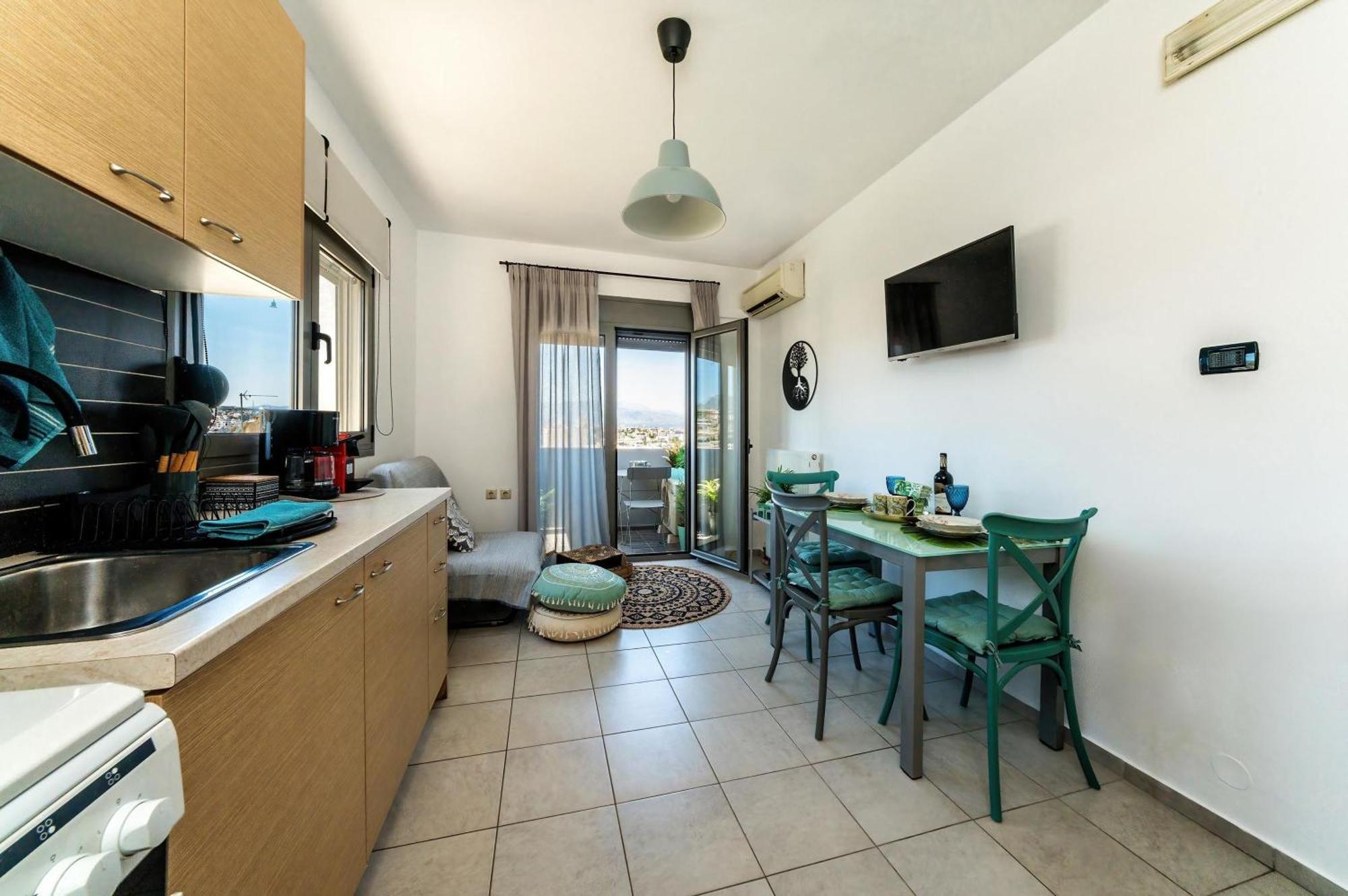 Apartment Euphoria Mastambas