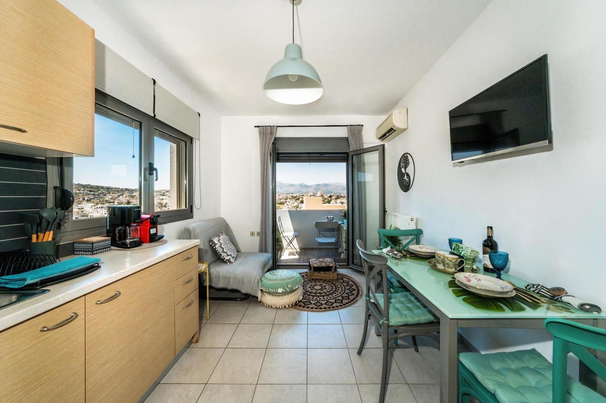 Euphoria Apartment